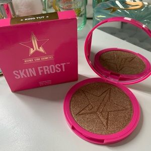 Jeffree Star Skin Frost Highlighting powder in shade KING TUT👑